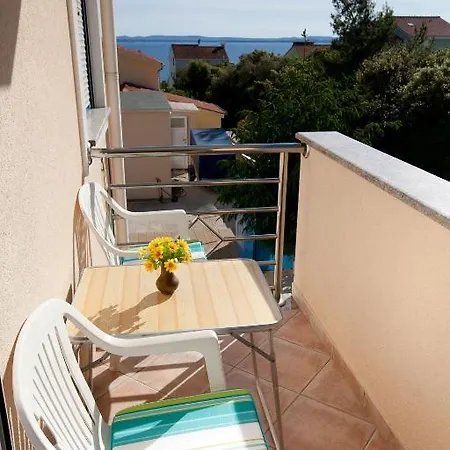 Petani Apartament