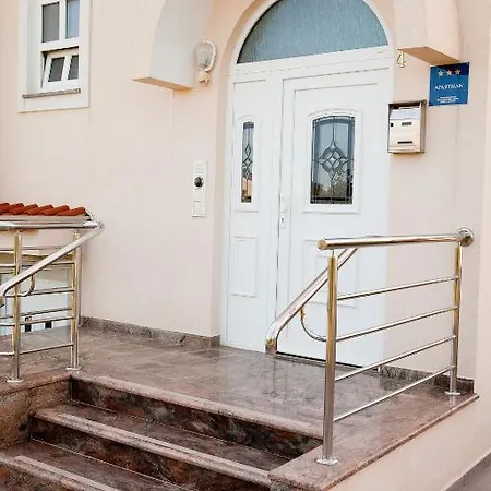 Petani Apartament *